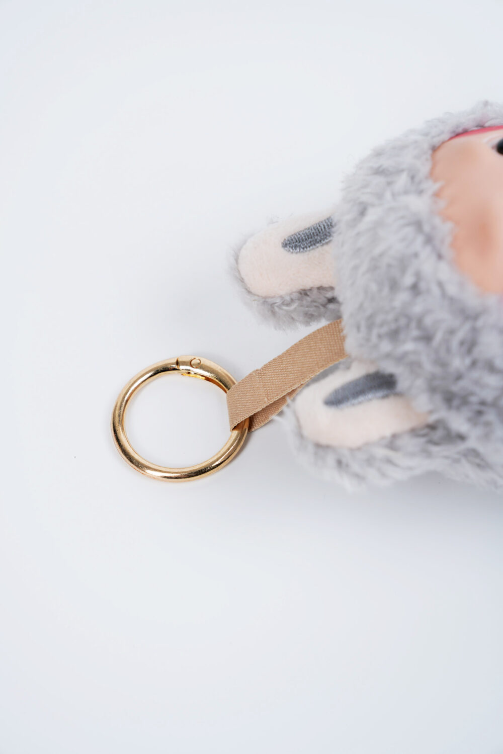 PELUCHE THE MONSTERS -  Gris - Imagen 3